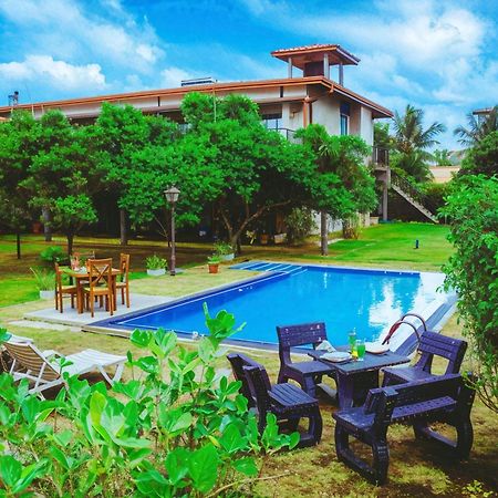 Aqua Hotel Yala Exterior foto